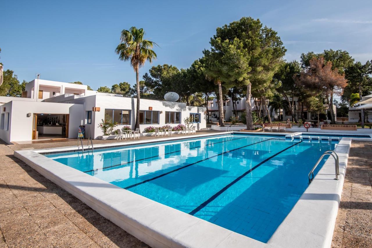 Bungalows Es Pins - Emar Hotels Playa Migjorn Exterior foto