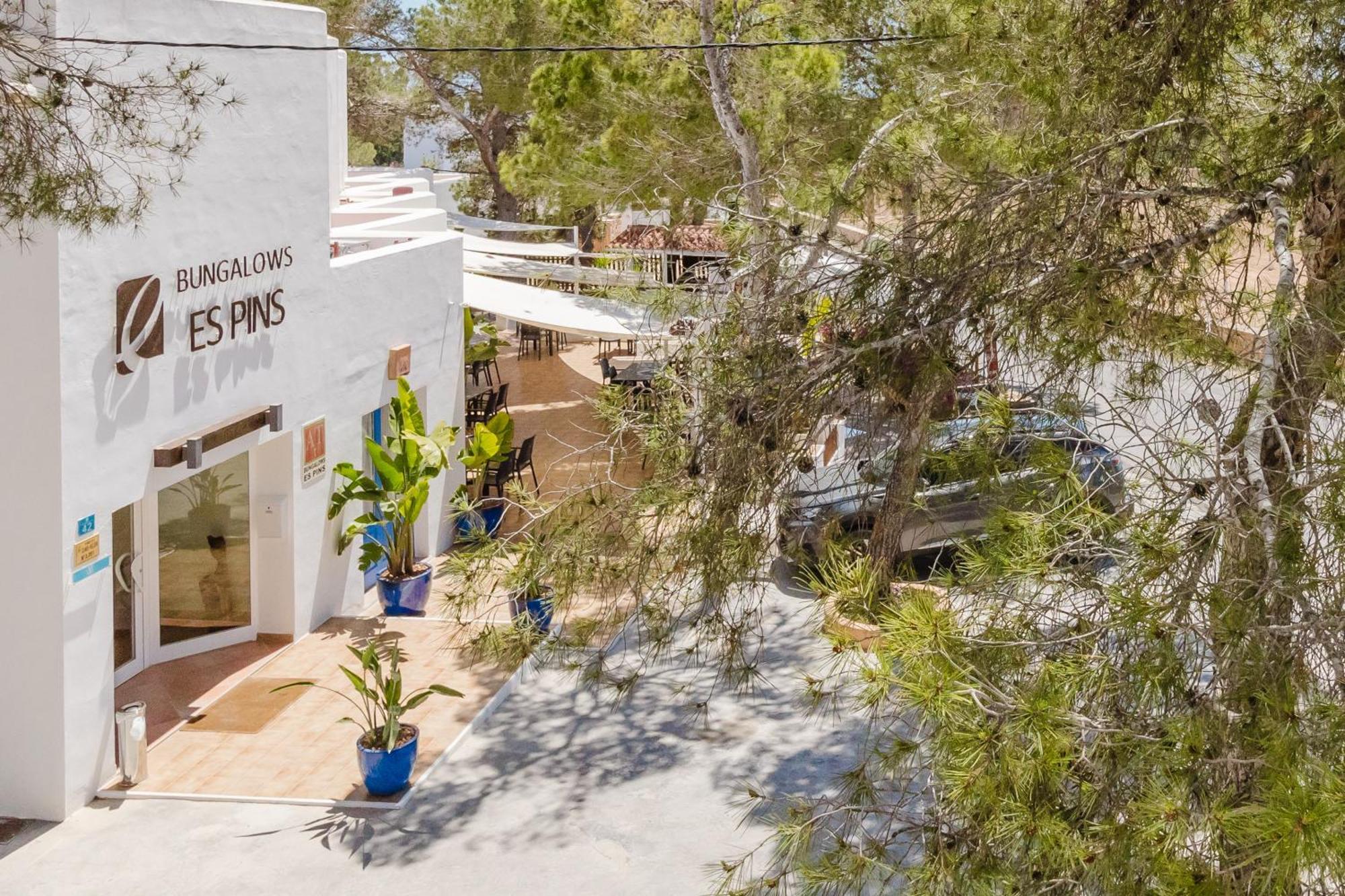 Bungalows Es Pins - Emar Hotels Playa Migjorn Exterior foto