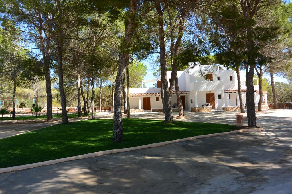 Bungalows Es Pins - Emar Hotels Playa Migjorn Exterior foto